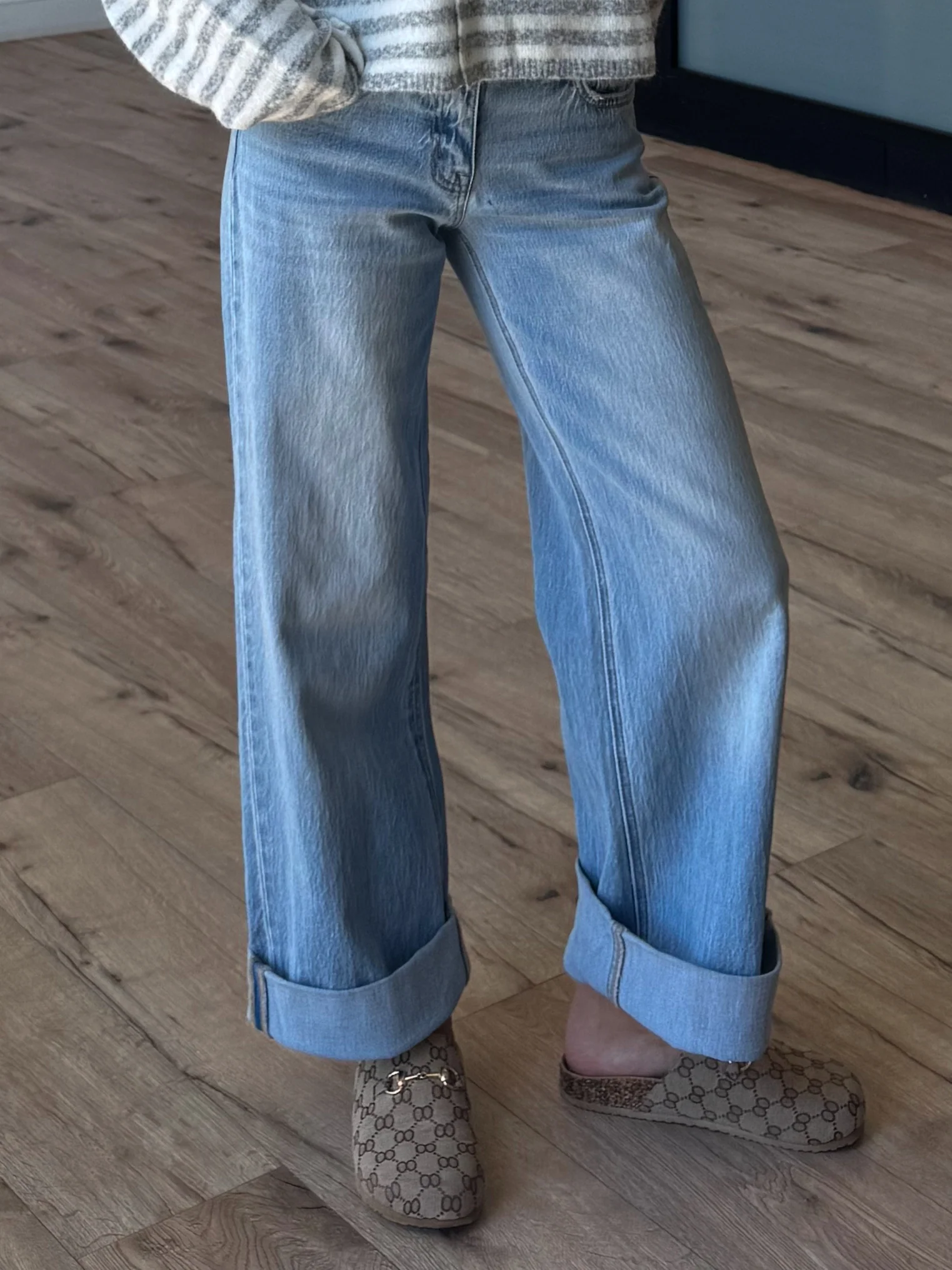 Ashwin Low-Rise Jeans - Image 5