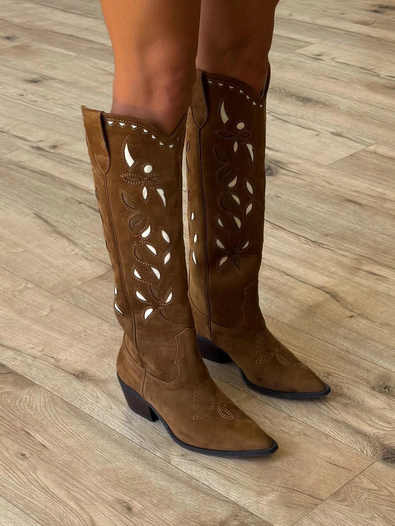 Bronco Western Boots | Brown Suede | FINAL SALE - Image 3