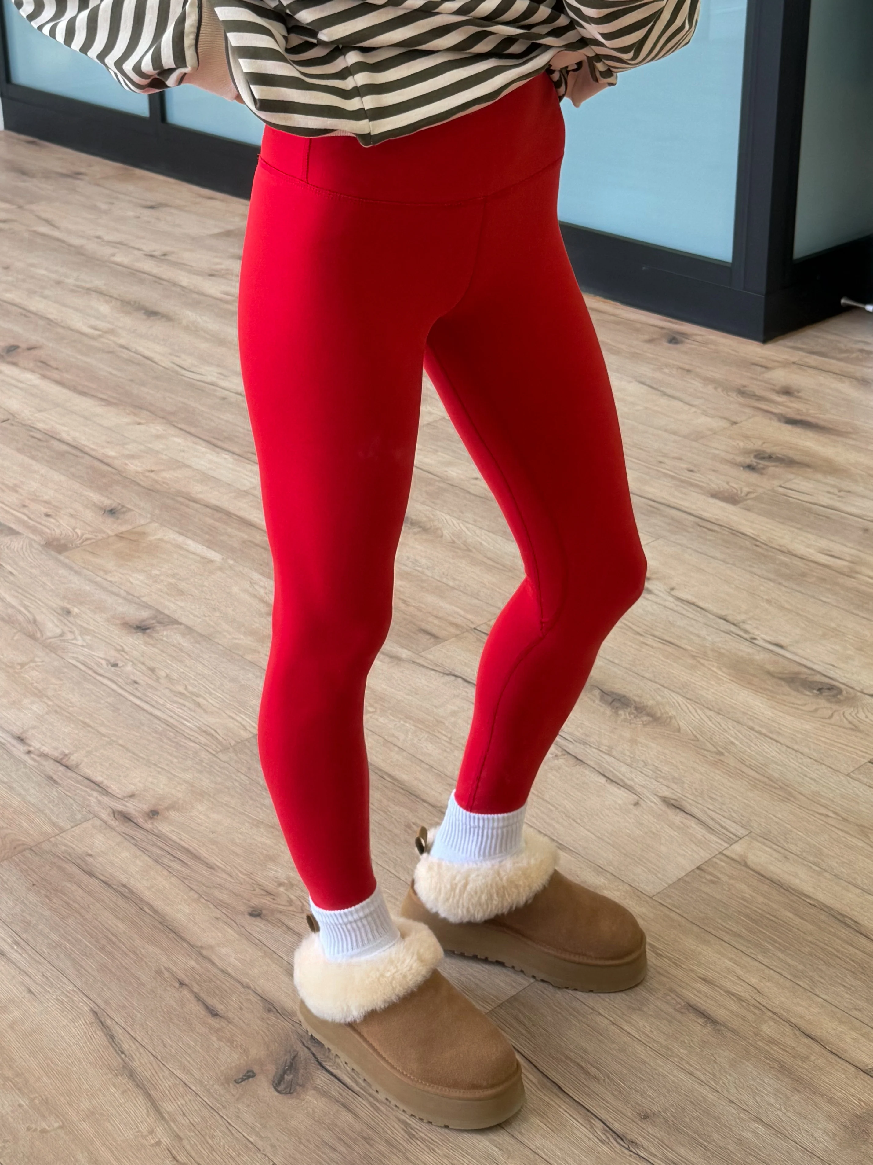 Butter Soft Leggings 2.0 | Red | +Plus Available | RESTOCK - Image 4