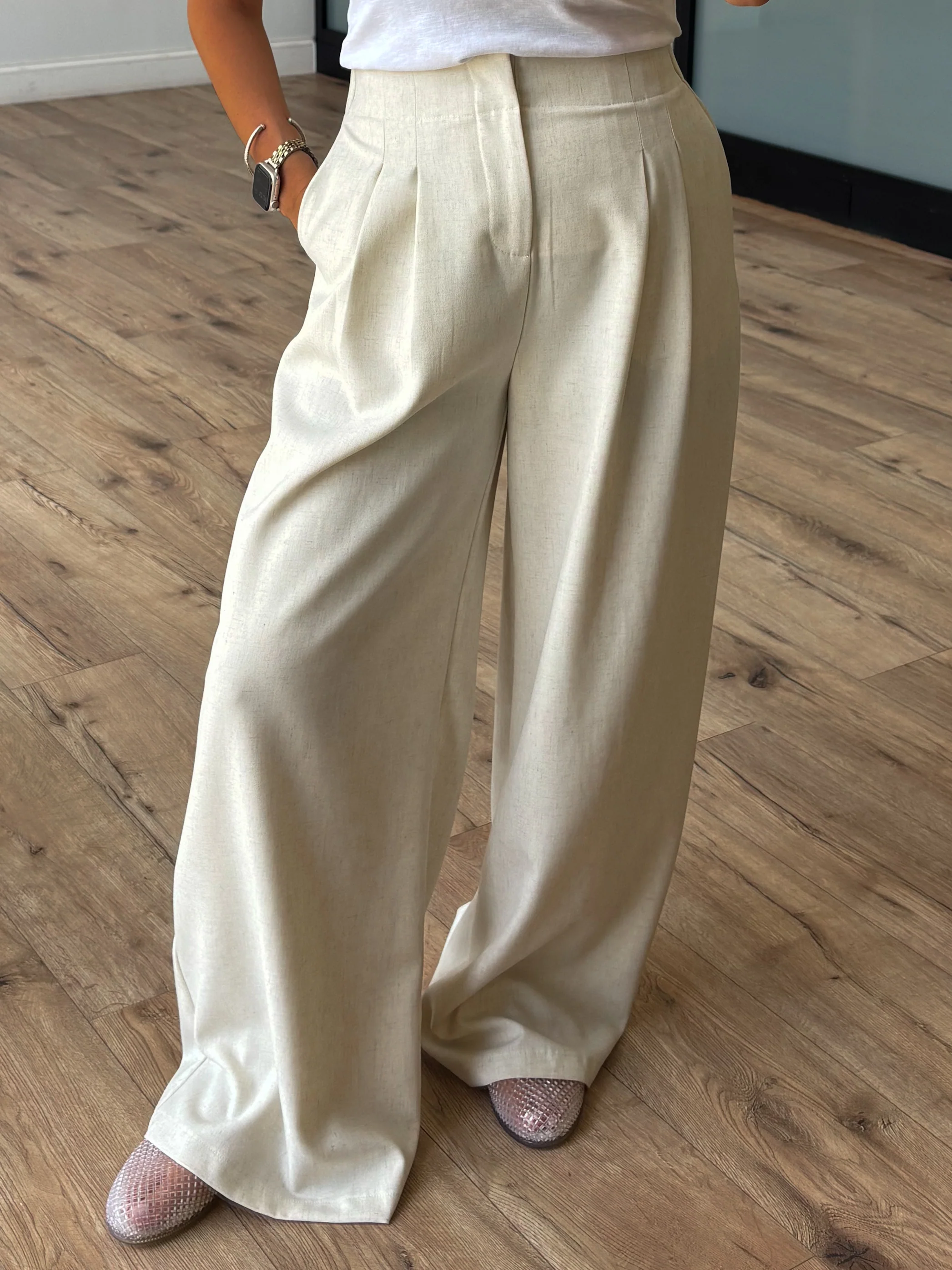 Editor Pintuck Pants | FINAL SALE - Image 2