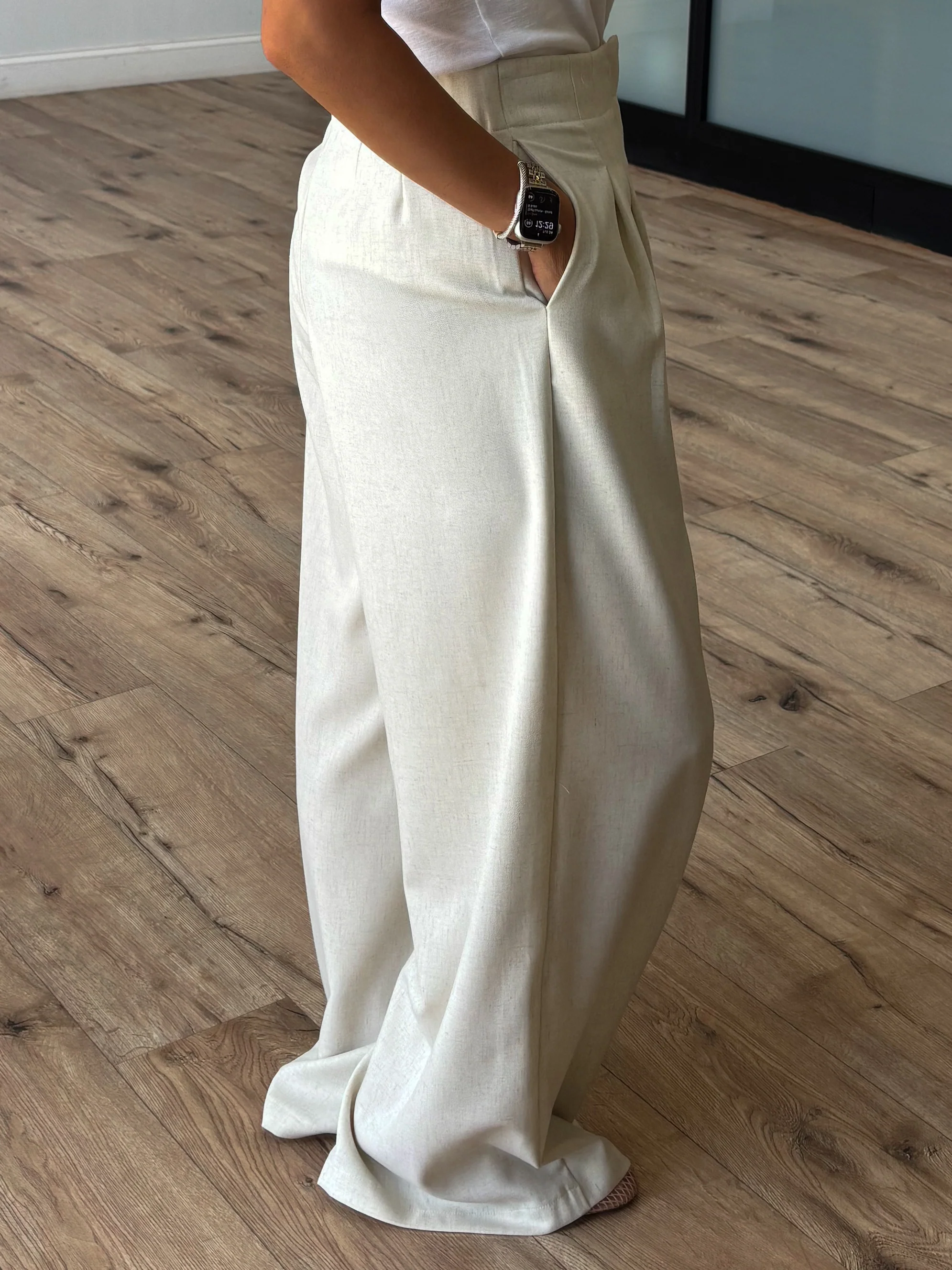 Editor Pintuck Pants | FINAL SALE - Image 6