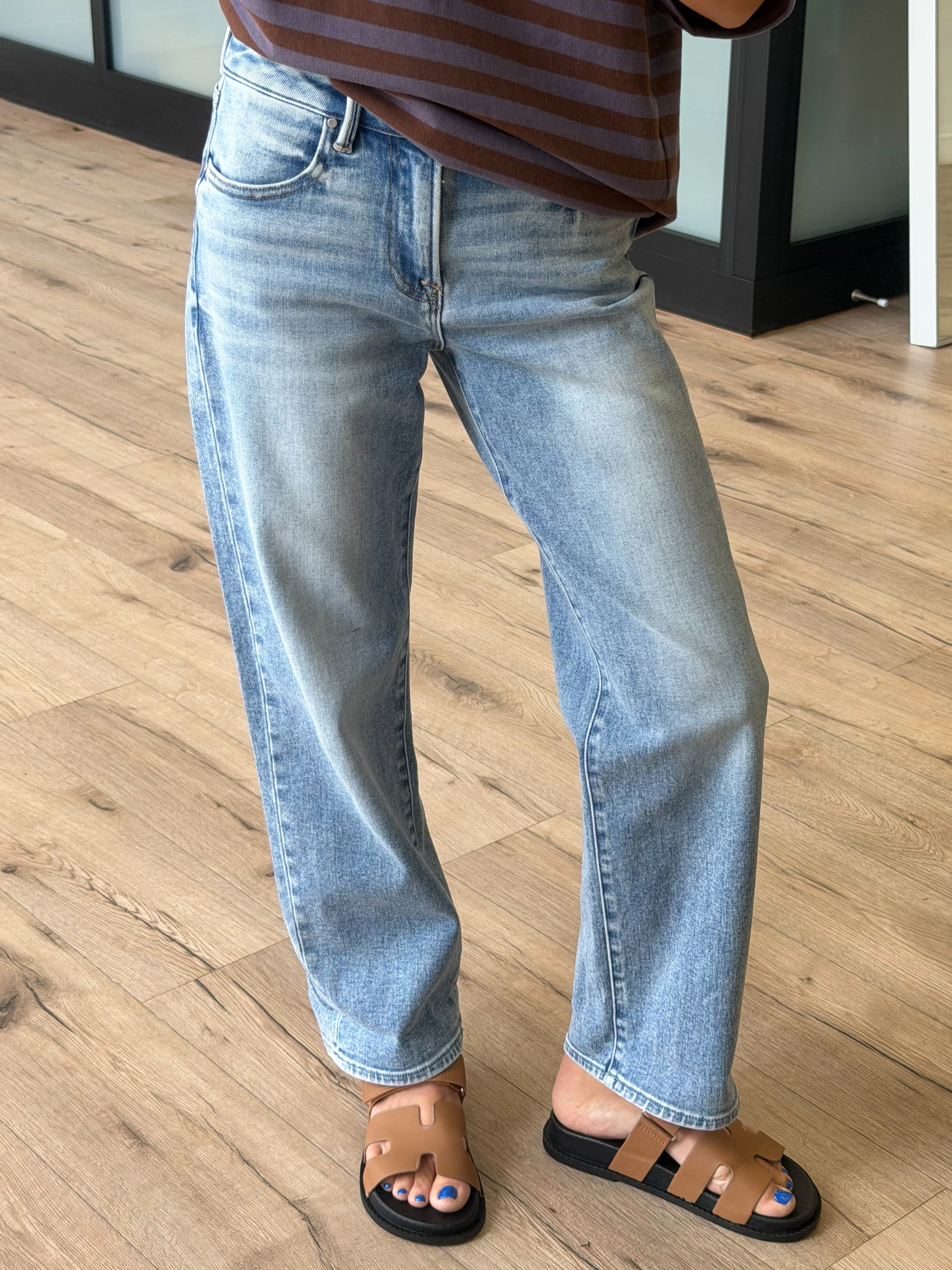 Julius Boyfriend Jeans | +Plus Available - Image 4