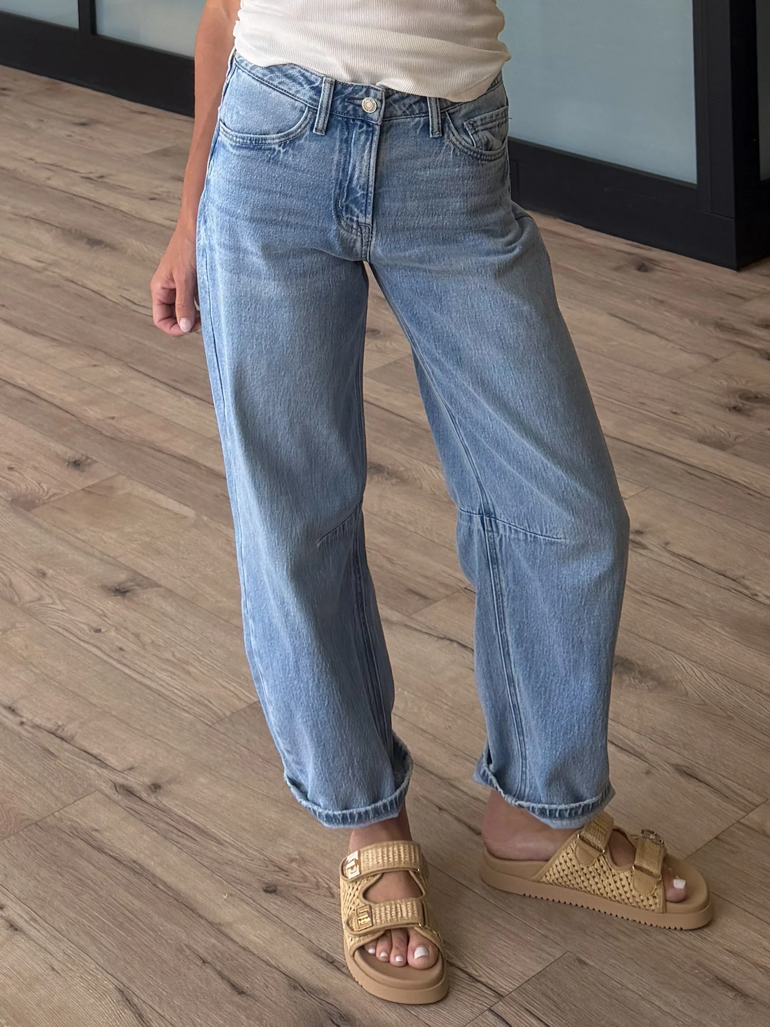 Mackey Barrel Jeans | RESTOCK - Image 4