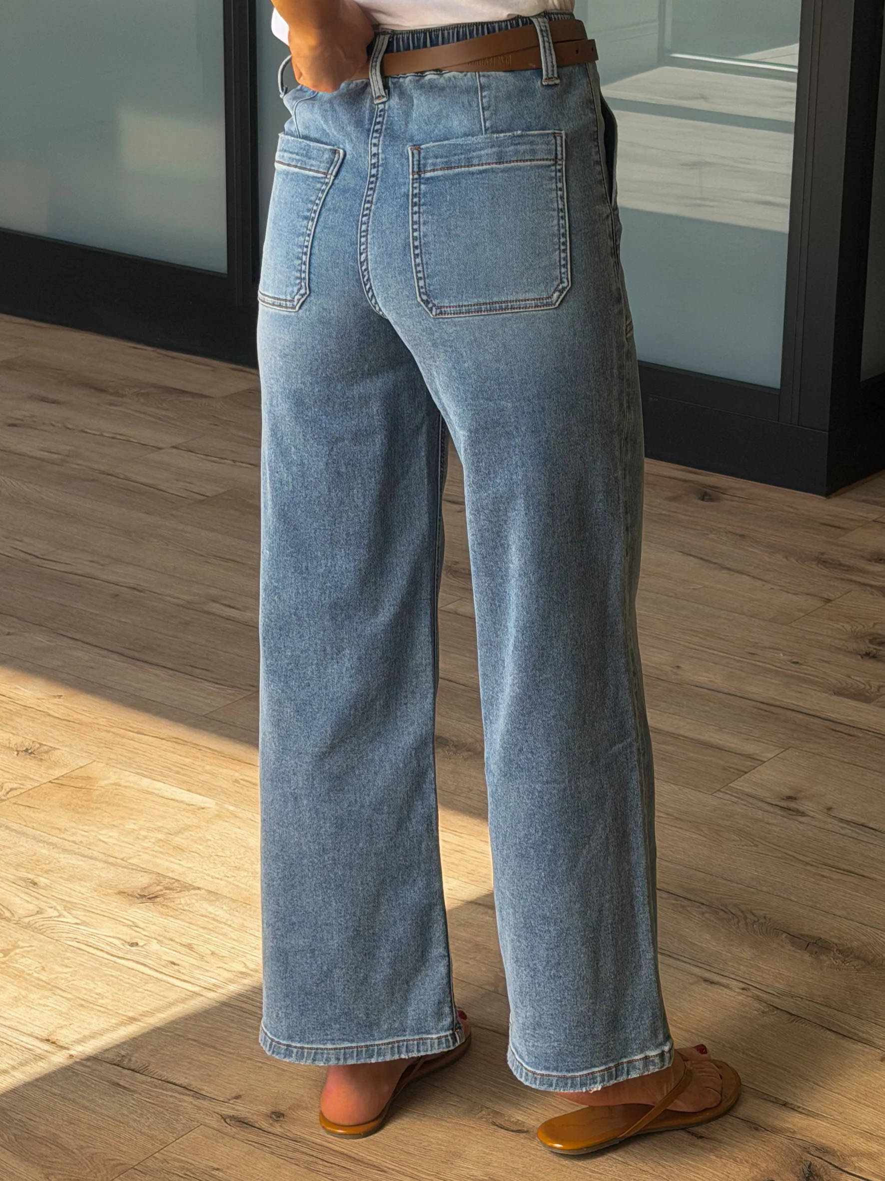 Mirae Cropped Jeans - Image 5