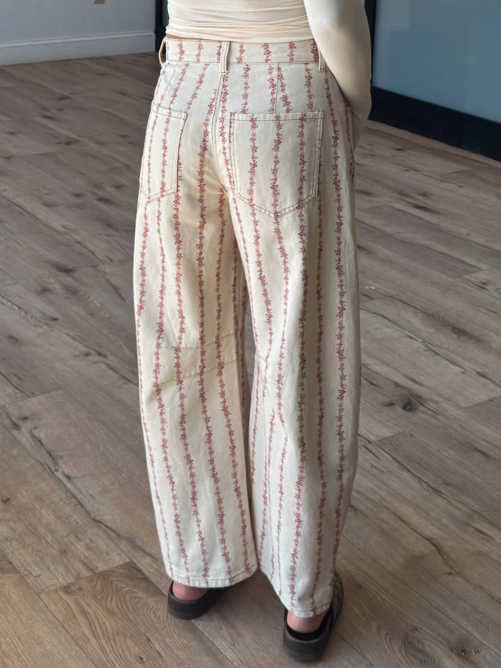 Petunia Barrel Jeans | Pink - Image 2