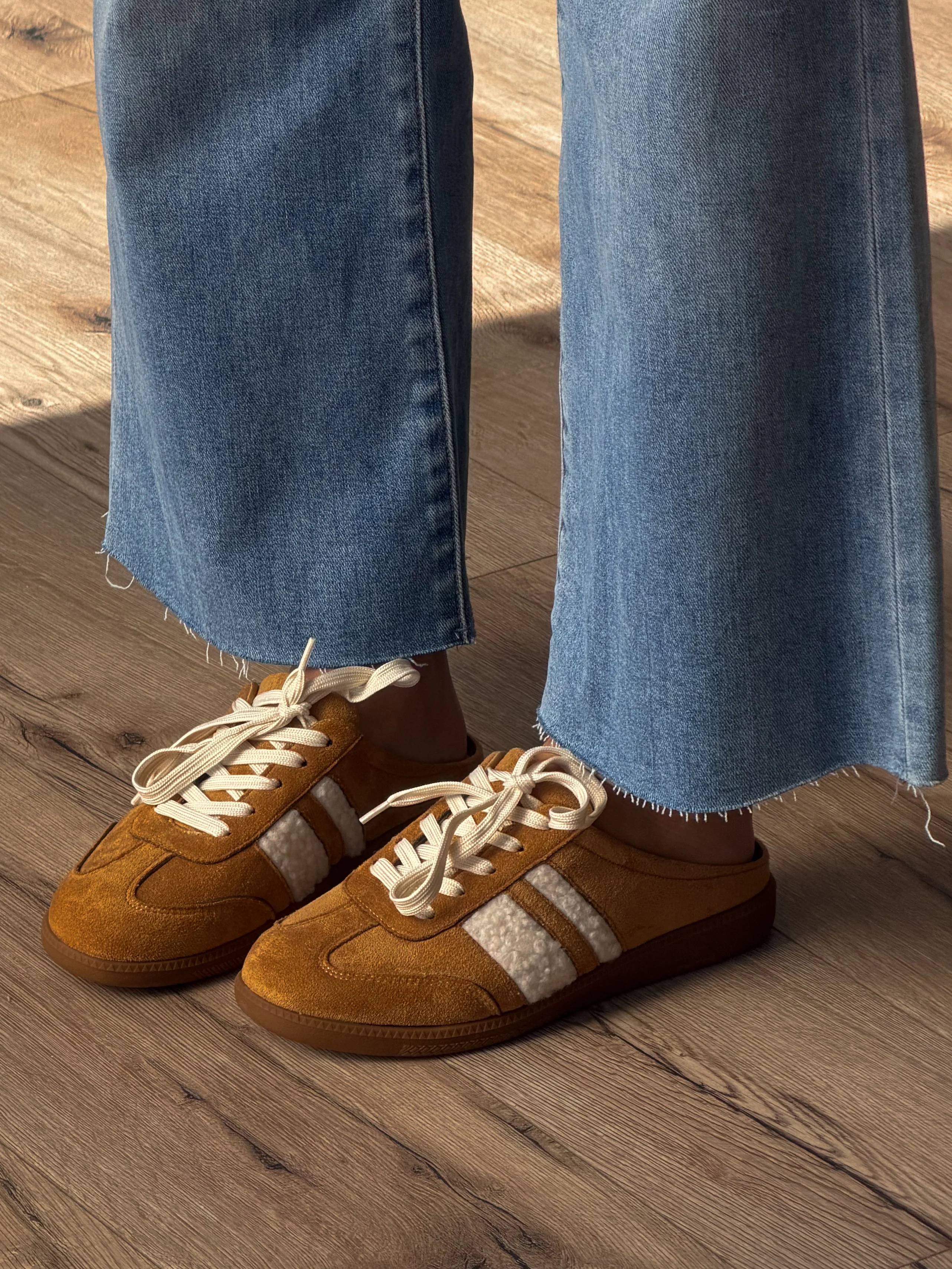 Slip-on Sneakers | Camel - Image 2