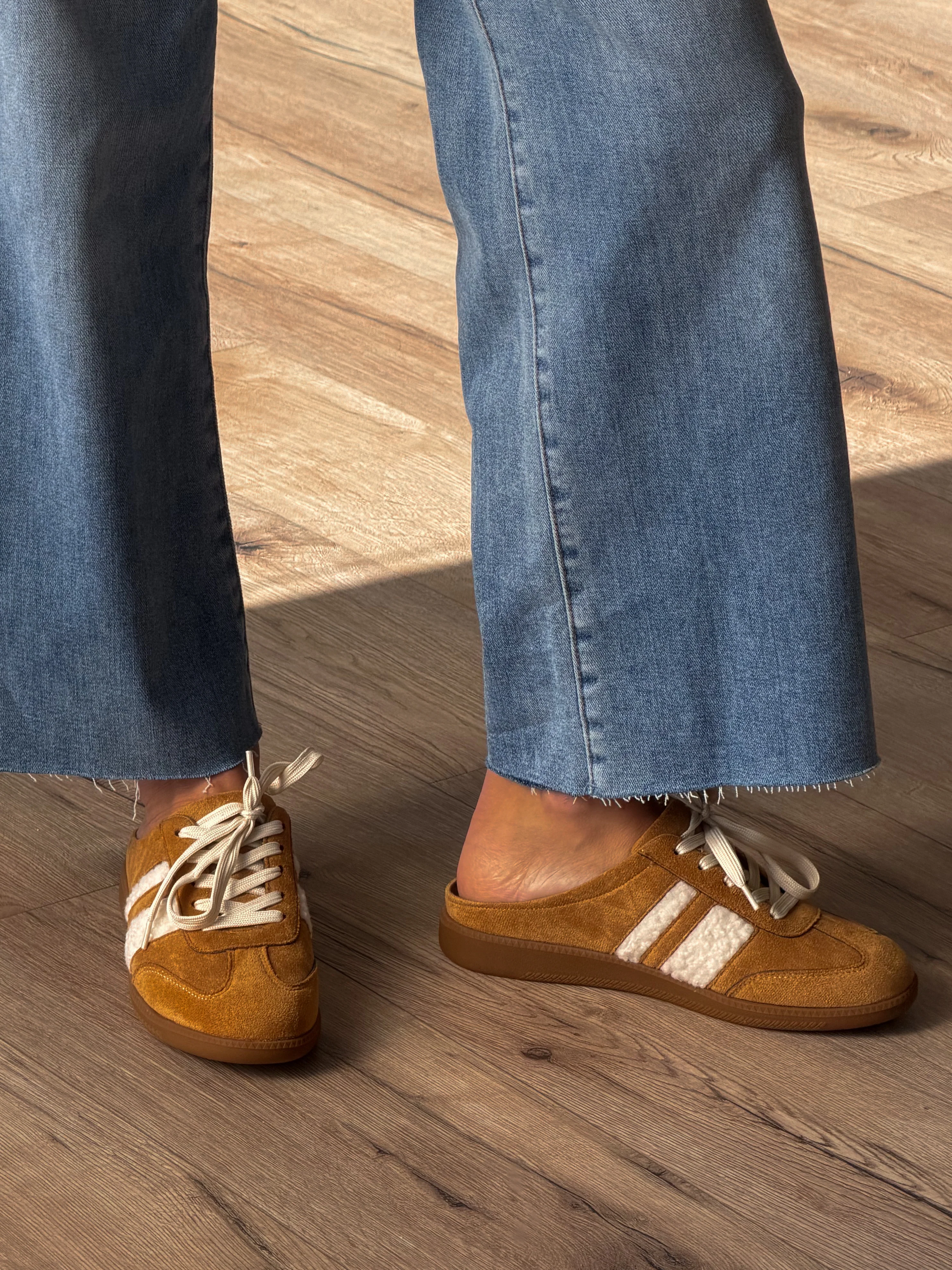 Slip-on Sneakers | Camel - Image 4