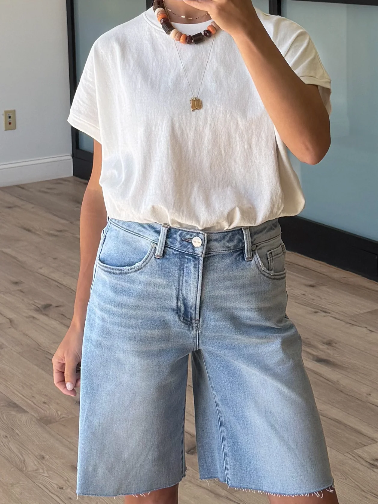 The Perfect White Capped Tee - Image 5